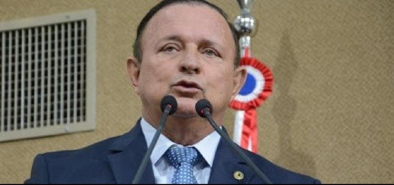 ADOLFO MENEZES É ELEITO PRESIDENTE DA AL-BA ADOLFO MENEZES É ELEITO PRESIDENTE DA AL-BA