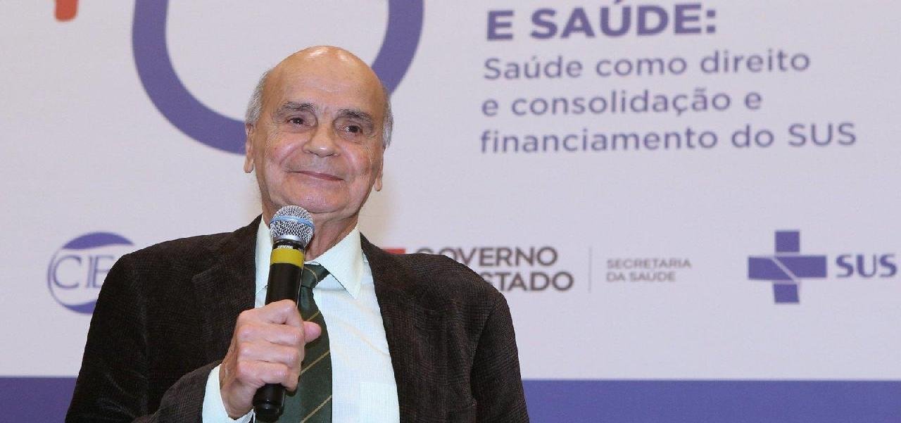 DRAUZIO VARELLA DIZ QUE BAHIA DÁ 'EXEMPLO PARA O PAÍS' NO COMBATE AO CORONAVÍRUS DRAUZIO VARELLA DIZ QUE BAHIA DÁ 'EXEMPLO PARA O PAÍS' NO COMBATE AO CORONAVÍRUS