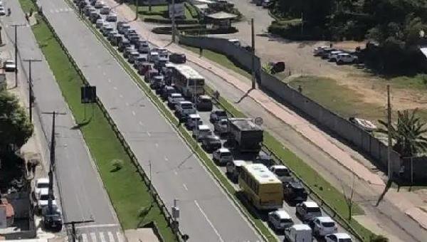 MOTORISTAS POR APLICATIVO SÃO DENUNCIADOS POR COBRANÇA EXTRA EM ILHÉUS