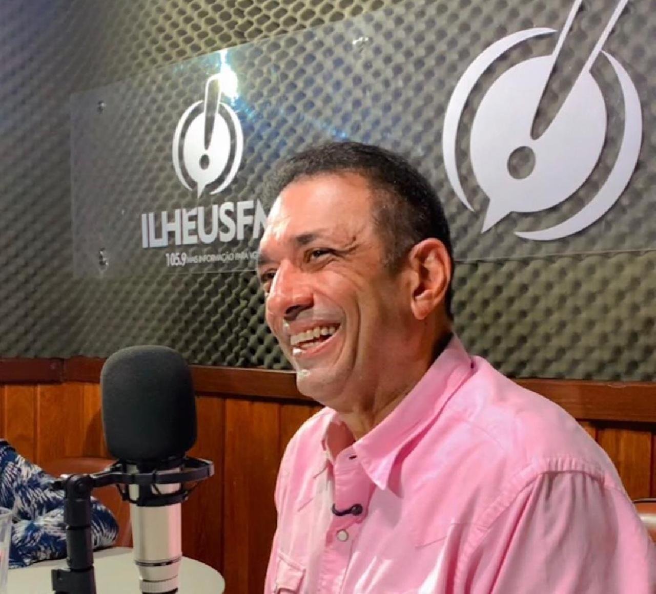 MARÃO DIZ QUE DEIXOU QUATRO AMBULÂNCIAS EM ILHÉUS E ADMITE FALHAS NO EMPLACAMENTO: “ÀS VEZES NÃO PAGAVA MESMO”