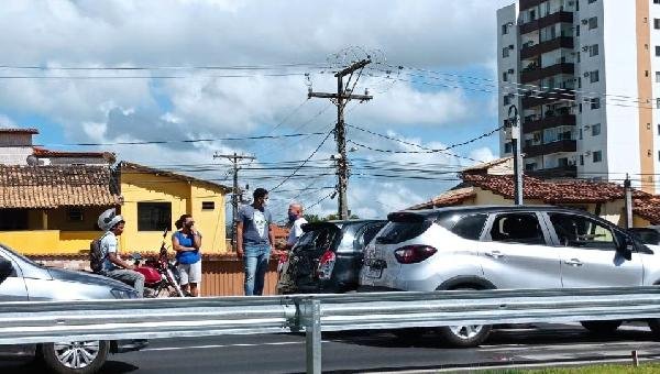 ILHÉUS: SINALIZAÇÃO IRREGULAR PODE ESTAR PROVOCANDO ACIDENTES NA BA-001