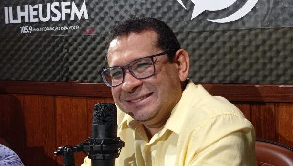 "ESTAMOS DISCUTINDO A POSSIBILIDADE DE DIVIDIRMOS O CONTRATO DE TRANSPORTE URBANO E CRIARMOS UM SISTEMA DE TRANSPORTE DISTRITAL", DECLAROU BENTO