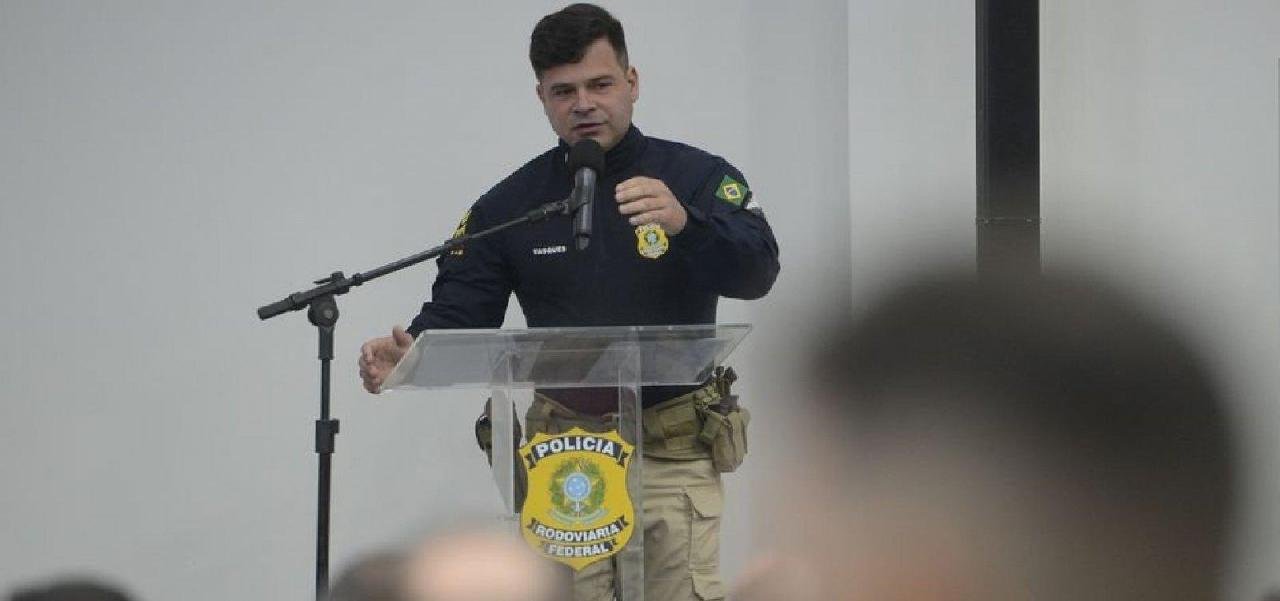 MPF PEDE AFASTAMENTO DO DIRETOR DA PRF, INVESTIGADO POR USO INDEVIDO DO CARGO MPF PEDE AFASTAMENTO DO DIRETOR DA PRF, INVESTIGADO POR USO INDEVIDO DO CARGO