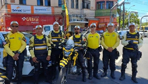 BLITZ EDUCATIVA ORIENTA MOTORISTAS SOBRE NOVOS RADARES EM ILHÉUS