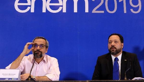 ENEM: 1,2 MILHÃO DE INSCRITOS FALTARAM; 376 FORAM ELIMINADOS