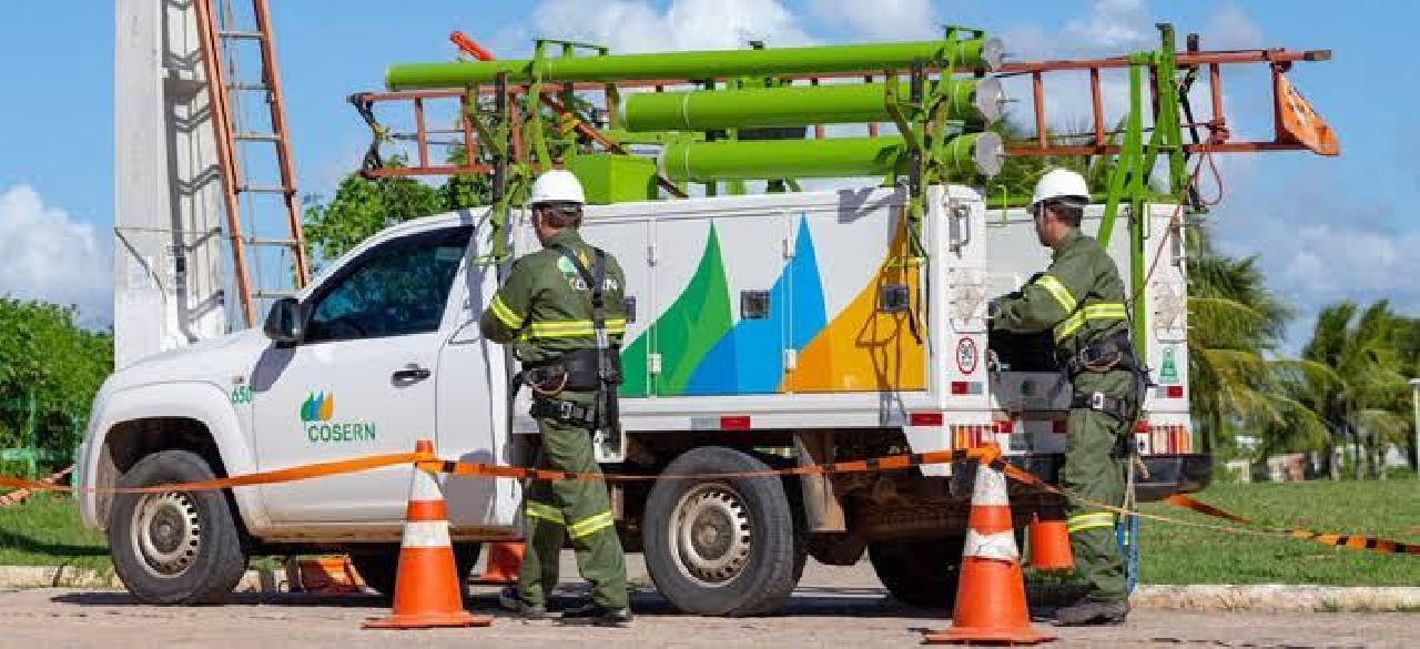NEOENERGIA COELBA AUMENTA EM 177% O EFETIVO DE EQUIPES EM ILHÉUS POR CAUSA DAS CHUVAS E DOS VENTOS FORTES NEOENERGIA COELBA AUMENTA EM 177% O EFETIVO DE EQUIPES EM ILHÉUS POR CAUSA DAS CHUVAS E DOS VENTOS FORTES