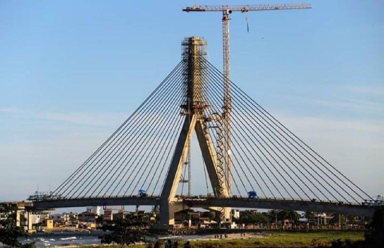 NOVA PONTE TERÁ ILUMINAÇÃO ESPECIAL DE NATAL NOVA PONTE TERÁ ILUMINAÇÃO ESPECIAL DE NATAL
