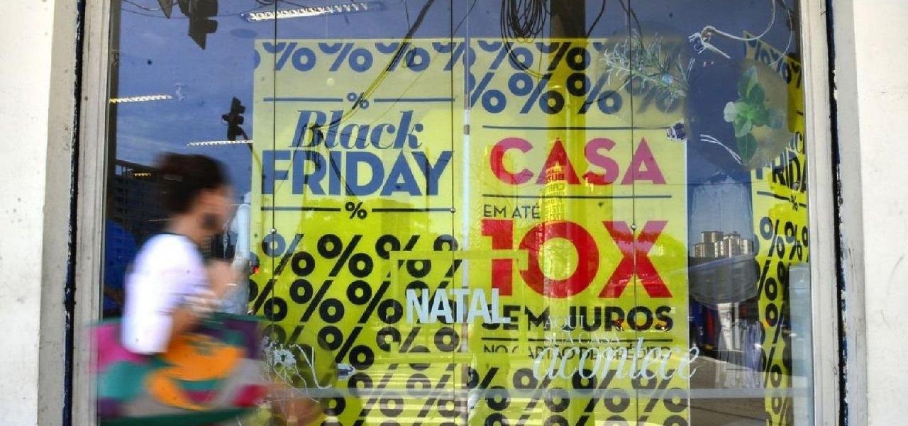 INTENÇÃO DE COMPRAS NA BLACK FRIDAY CRESCE 58%, DIZ GOOGLE INTENÇÃO DE COMPRAS NA BLACK FRIDAY CRESCE 58%, DIZ GOOGLE
