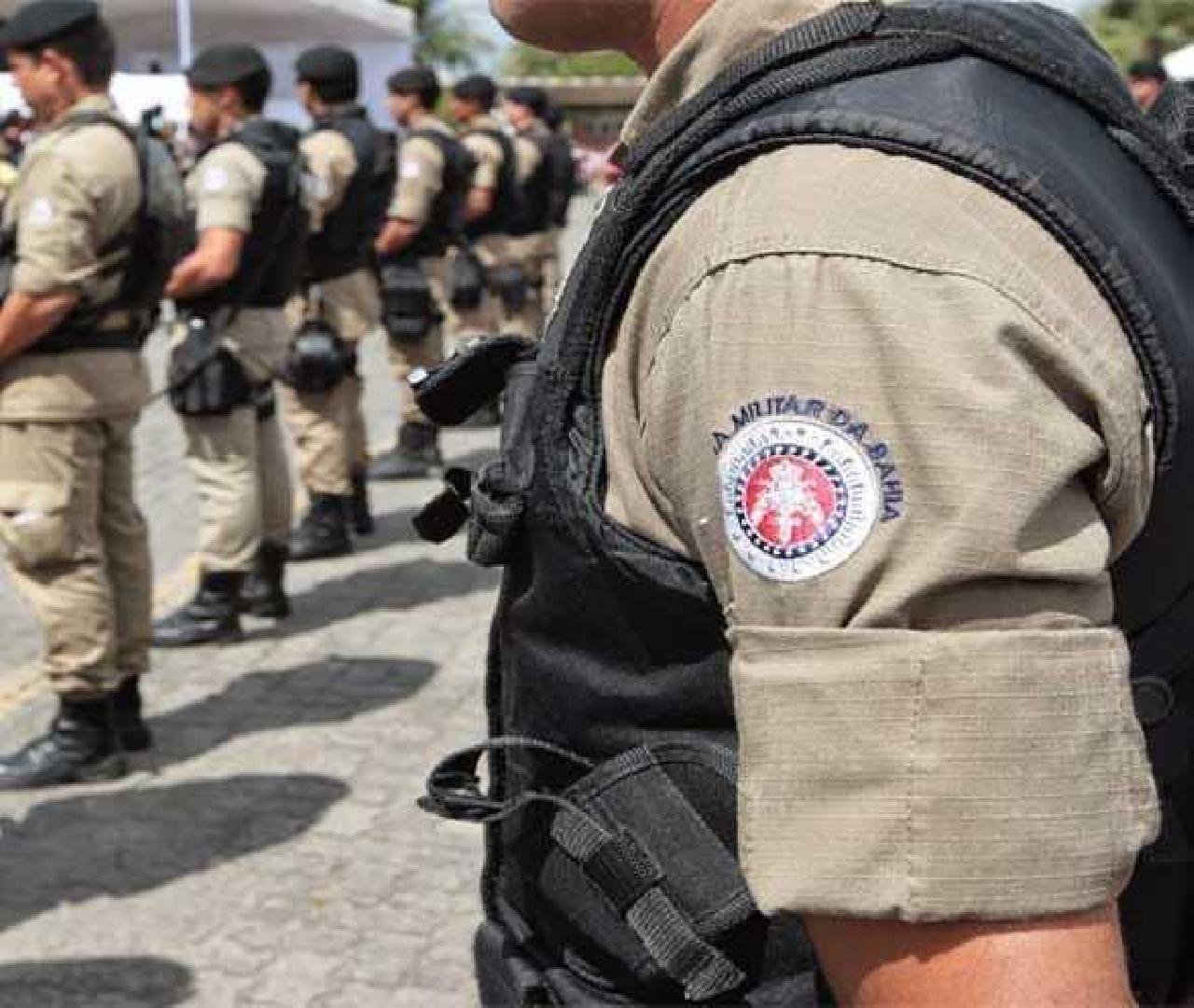 GOVERNADOR DETERMINA PROMOÇÃO IMEDIATA DE 487 ALUNOS FORMADOS DA PM-BA GOVERNADOR DETERMINA PROMOÇÃO IMEDIATA DE 487 ALUNOS FORMADOS DA PM-BA