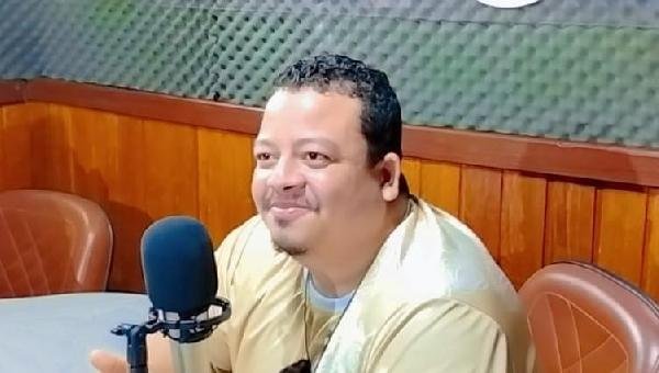 “SANTA TERESINHA ENSINA O AMOR CONCRETO NAS PEQUENAS COISAS”, DIZ PADRE TIAGO SANTOS. FESTA DA PADROEIRA COMEÇA HOJE (22) “SANTA TERESINHA ENSINA O AMOR CONCRETO NAS PEQUENAS COISAS”, DIZ PADRE TIAGO SANTOS. FESTA DA PADROEIRA COMEÇA HOJE (22)