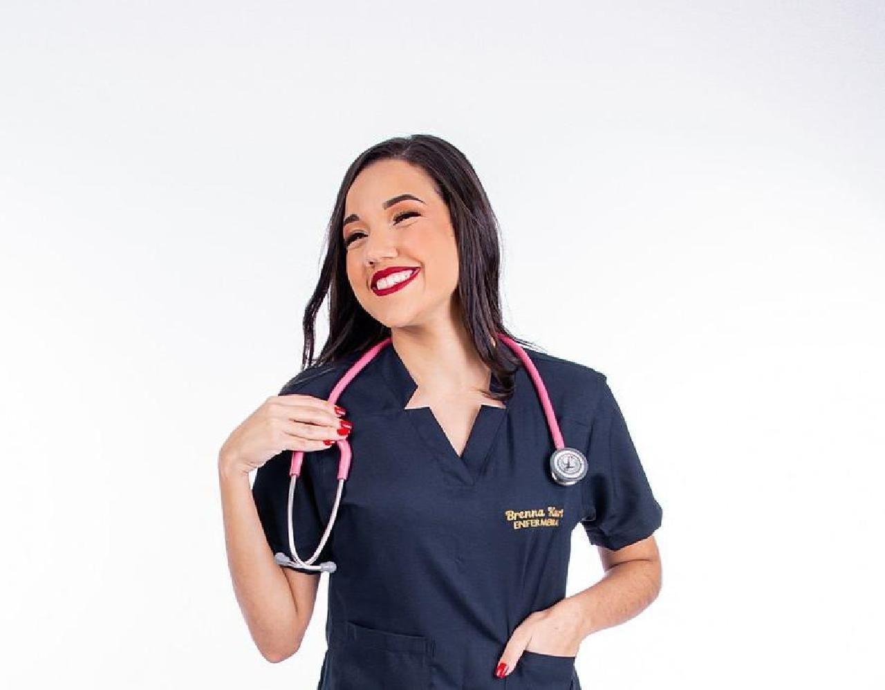 ENFERMEIRA FORMADA NA FACULDADE DE ILHÉUS É APROVADA PARA RESIDÊNCIA NO HOSPITAL DA MULHER, EM SALVADOR