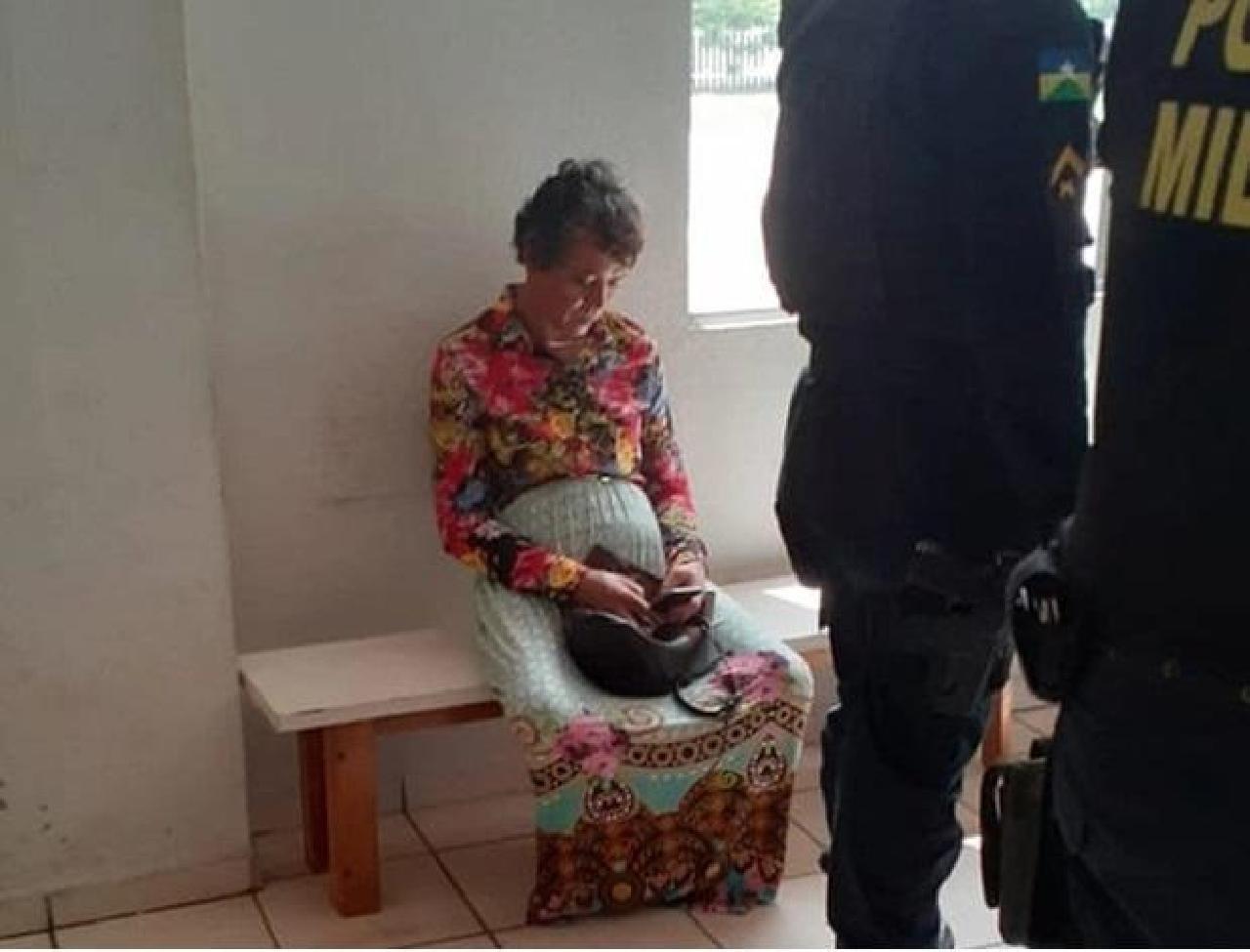 VESTIDO DE MULHER MECÂNICO É PRESO APÓS TENTAR FAZER PROVA DO DETRAN NO LUGAR DA MÃE VESTIDO DE MULHER MECÂNICO É PRESO APÓS TENTAR FAZER PROVA DO DETRAN NO LUGAR DA MÃE