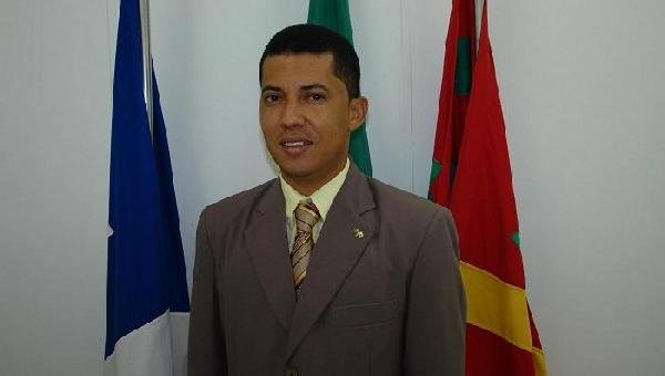 CHAVE E: TARCÍSIO PAIXÃO SE ENTREGA À JUSTIÇA