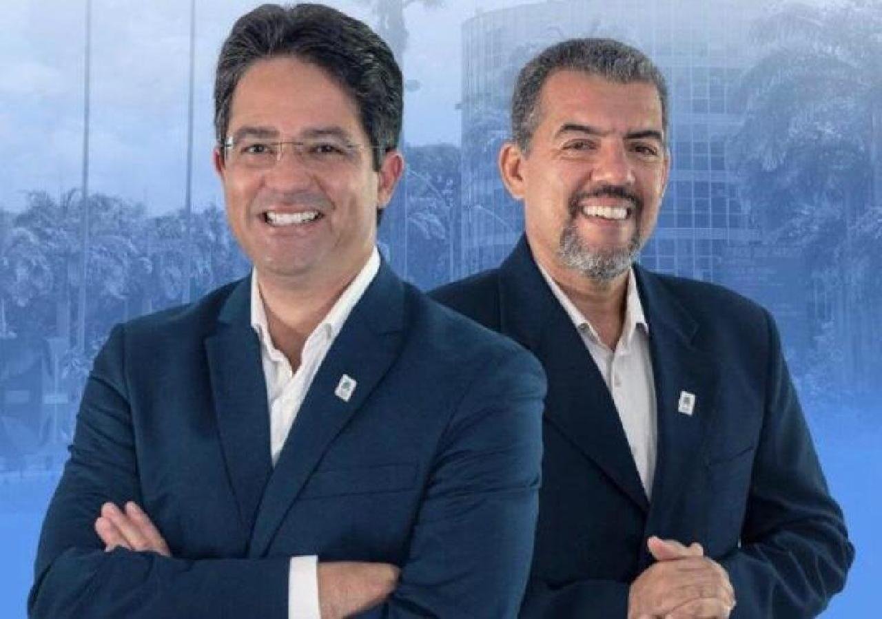 REITOR E VICE DA UESC TOMAM POSSE DIA 4 DE FEVEREIRO REITOR E VICE DA UESC TOMAM POSSE DIA 4 DE FEVEREIRO