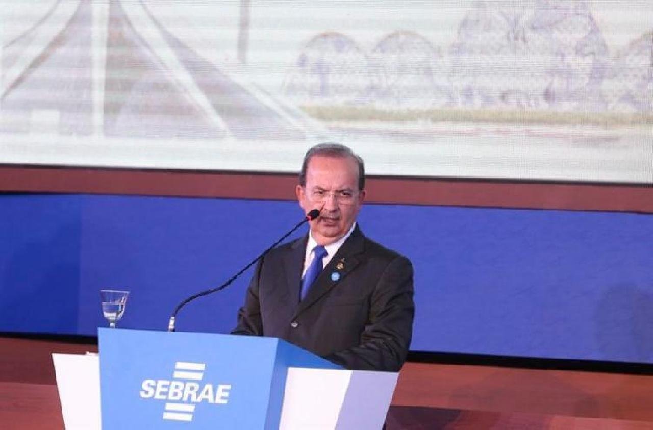 PROJETO PRETENDE SUSPENDER PAGAMENTO DE TRIBUTOS PELAS PEQUENAS EMPRESAS PROJETO PRETENDE SUSPENDER PAGAMENTO DE TRIBUTOS PELAS PEQUENAS EMPRESAS
