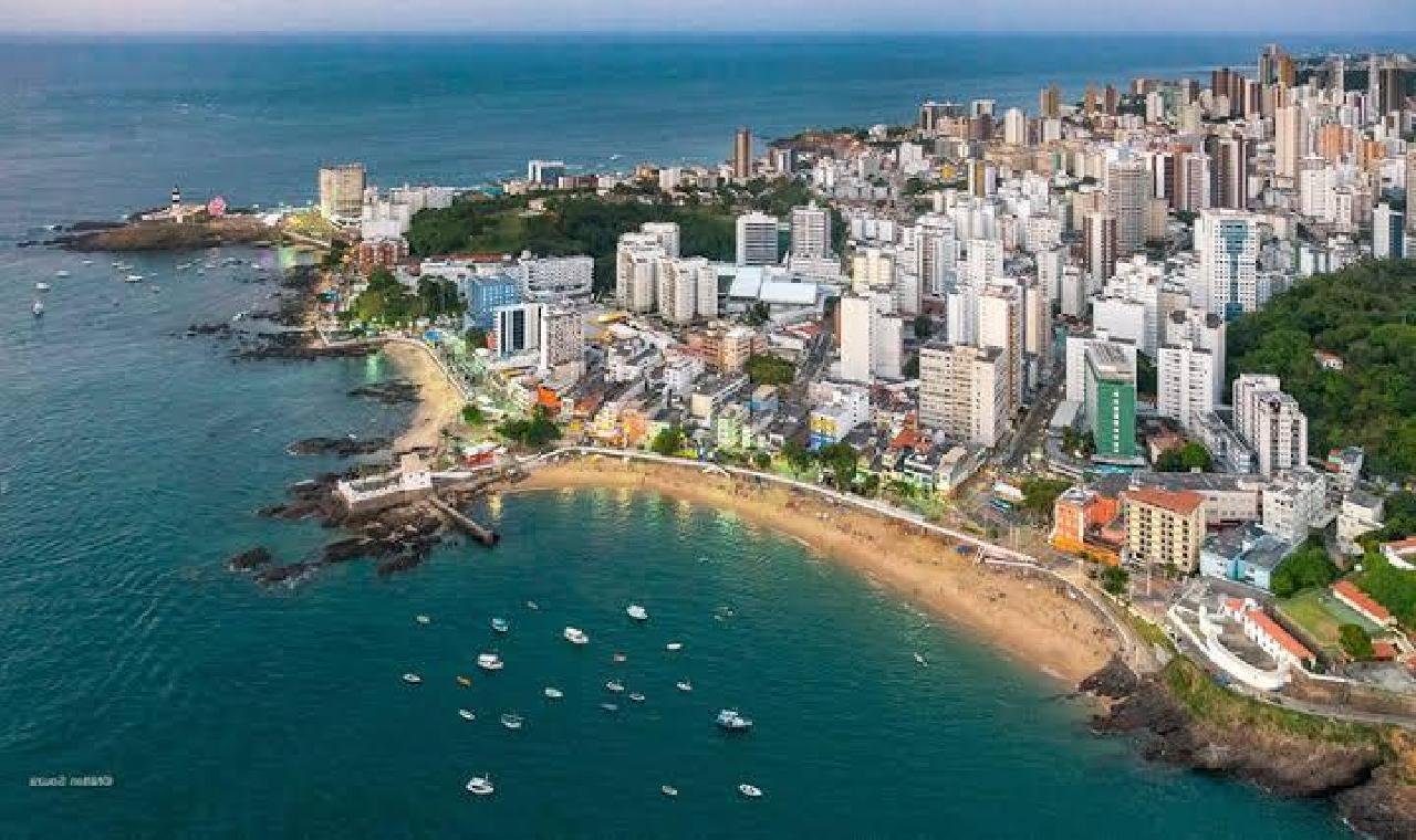BAHIA ANTECIPA FERIADOS E DETERMINA FECHAMENTO DE SERVIÇOS NÃO ESSENCIAIS NA PRÓXIMA SEMANA BAHIA ANTECIPA FERIADOS E DETERMINA FECHAMENTO DE SERVIÇOS NÃO ESSENCIAIS NA PRÓXIMA SEMANA