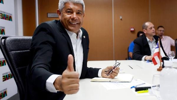 GOVERNADOR JERÔNIMO RODRIGUES ANUNCIA PONTO FACULTATIVO NOS DIAS 22 E 23 DE JUNHO, QUE ANTECEDEM O FERIADO DO SÃO JOÃO