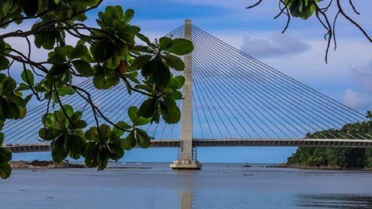 GOVERNO SUSPENDE PONTO FACULTATIVO EM ILHÉUS. GOVERNO SUSPENDE PONTO FACULTATIVO EM ILHÉUS.
