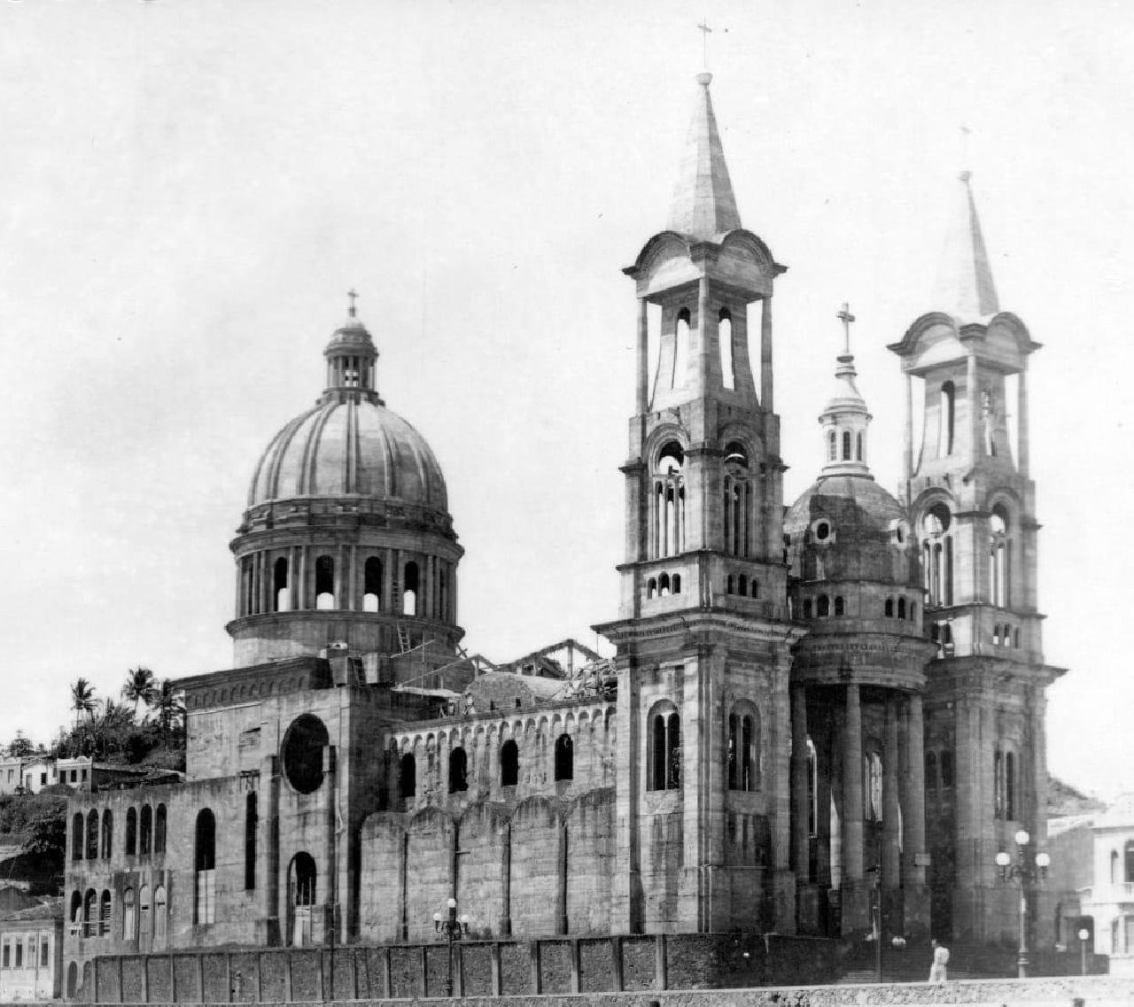 HÁ 53 ANOS, OCORRIA A DEDICAÇÃO DA CATEDRAL DE SÃO SEBASTIÃO