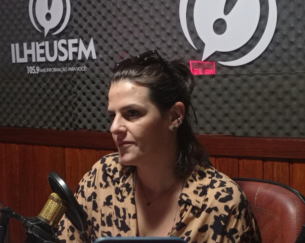 "NÃO BASTA APENAS COZINHAR, TEM QUE SABER FAZER CONTAS" AFIRMA CHEF RENATA CRUZ "NÃO BASTA APENAS COZINHAR, TEM QUE SABER FAZER CONTAS" AFIRMA CHEF RENATA CRUZ
