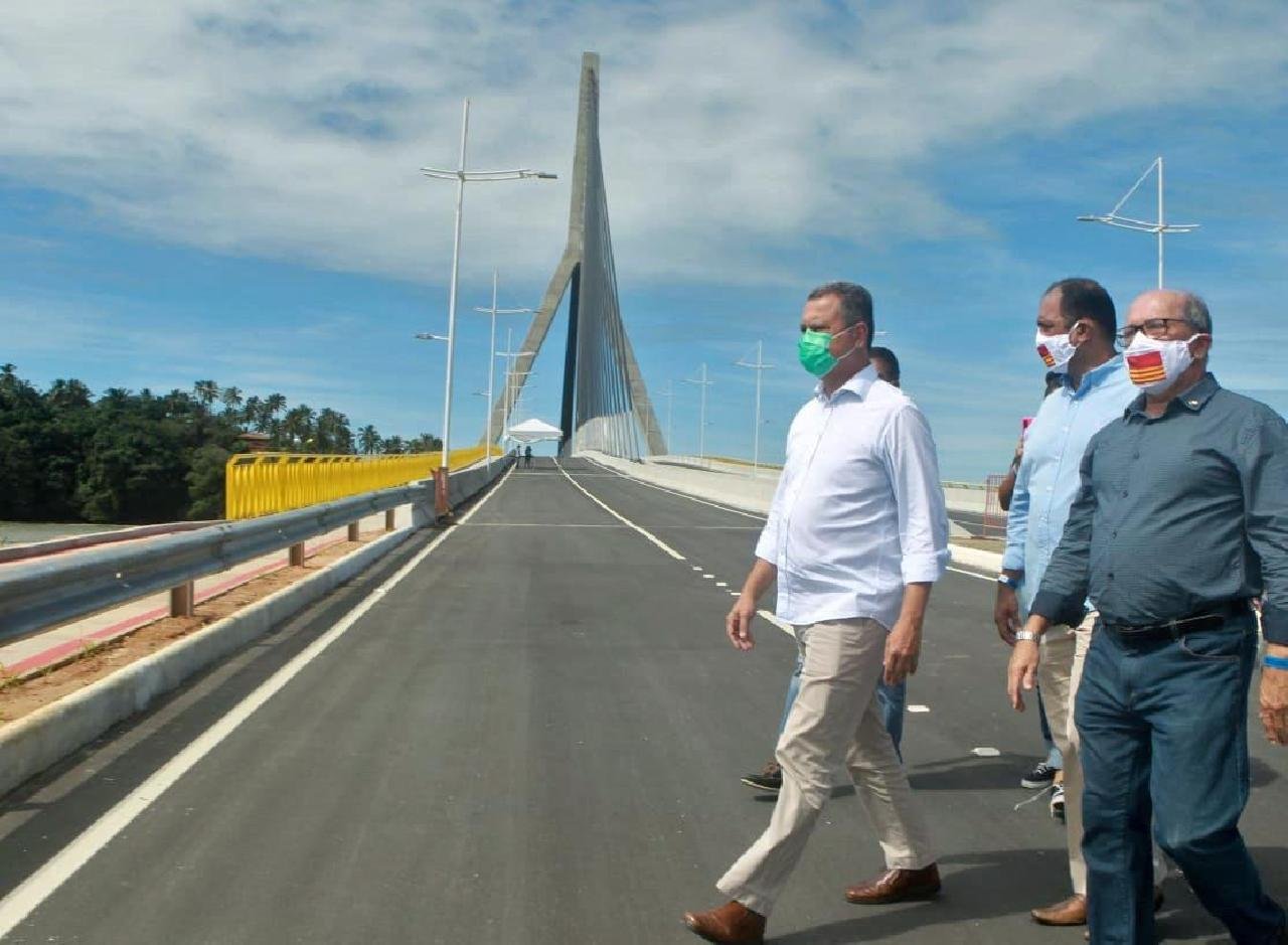 EM ILHÉUS, RUI FAZ ÚLTIMA VISTORIA E ENTREGA PRIMEIRA PONTE ESTAIADA DA BAHIA