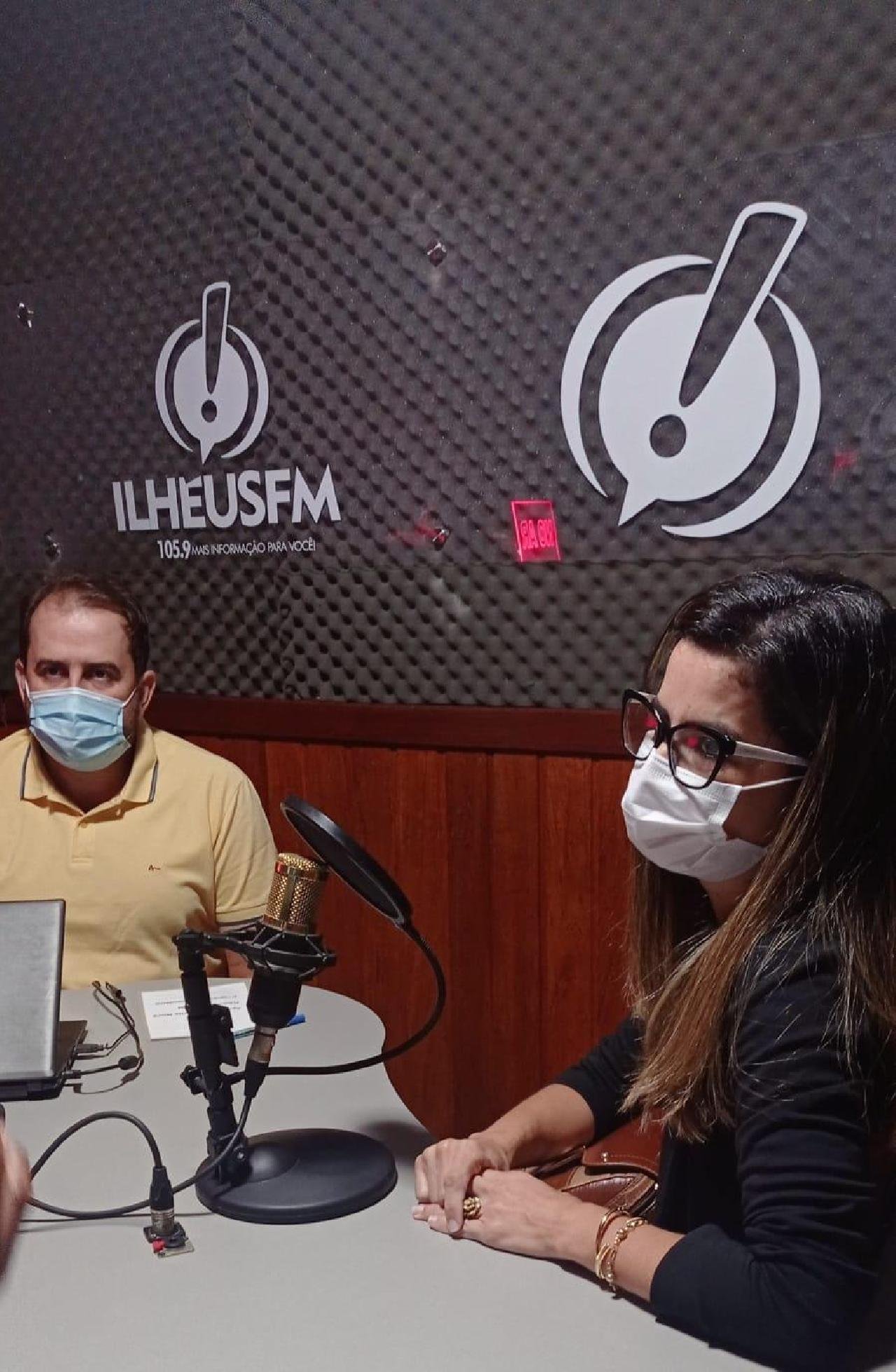FARMACÊUTICOS PODEM ATUAR EM DIVERSAS ÁREAS DA CIÊNCIA FARMACÊUTICOS PODEM ATUAR EM DIVERSAS ÁREAS DA CIÊNCIA
