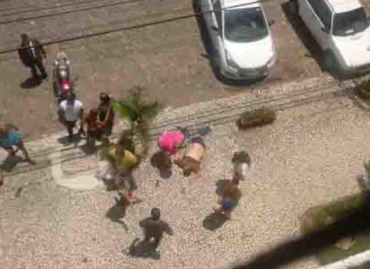 HOMEM CAI DO OITAVO ANDAR DE UM PRÉDIO DA AVENIDA MARCUS PAIVA EM ILHÉUS HOMEM CAI DO OITAVO ANDAR DE UM PRÉDIO DA AVENIDA MARCUS PAIVA EM ILHÉUS