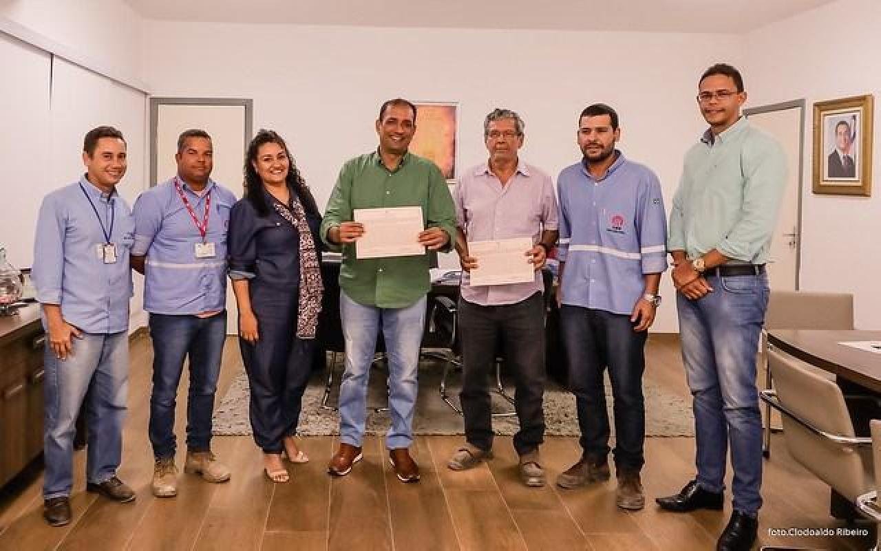 ASSINADA LICENÇA AMBIENTAL PARA REUTILIZAÇÃO DAS PEDRAS USADAS NA NOVA PONTE ASSINADA LICENÇA AMBIENTAL PARA REUTILIZAÇÃO DAS PEDRAS USADAS NA NOVA PONTE