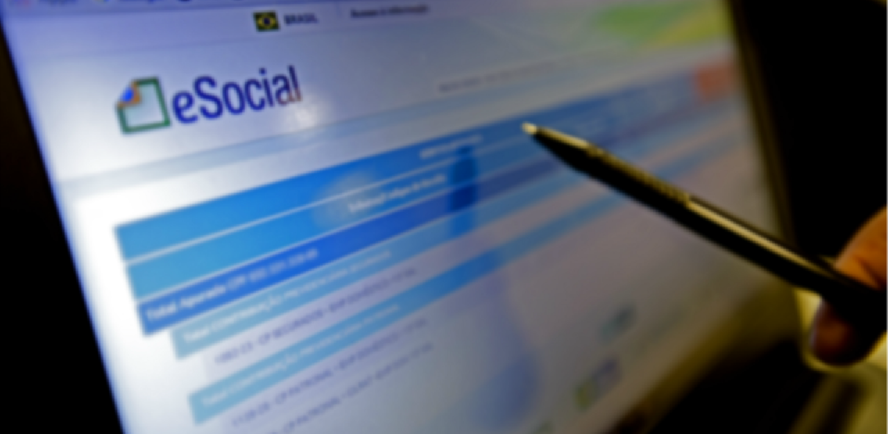 EMPRESAS DO SIMPLES NACIONAL ENTRAM NA 2ª ETAPA DO ESOCIAL EMPRESAS DO SIMPLES NACIONAL ENTRAM NA 2ª ETAPA DO ESOCIAL