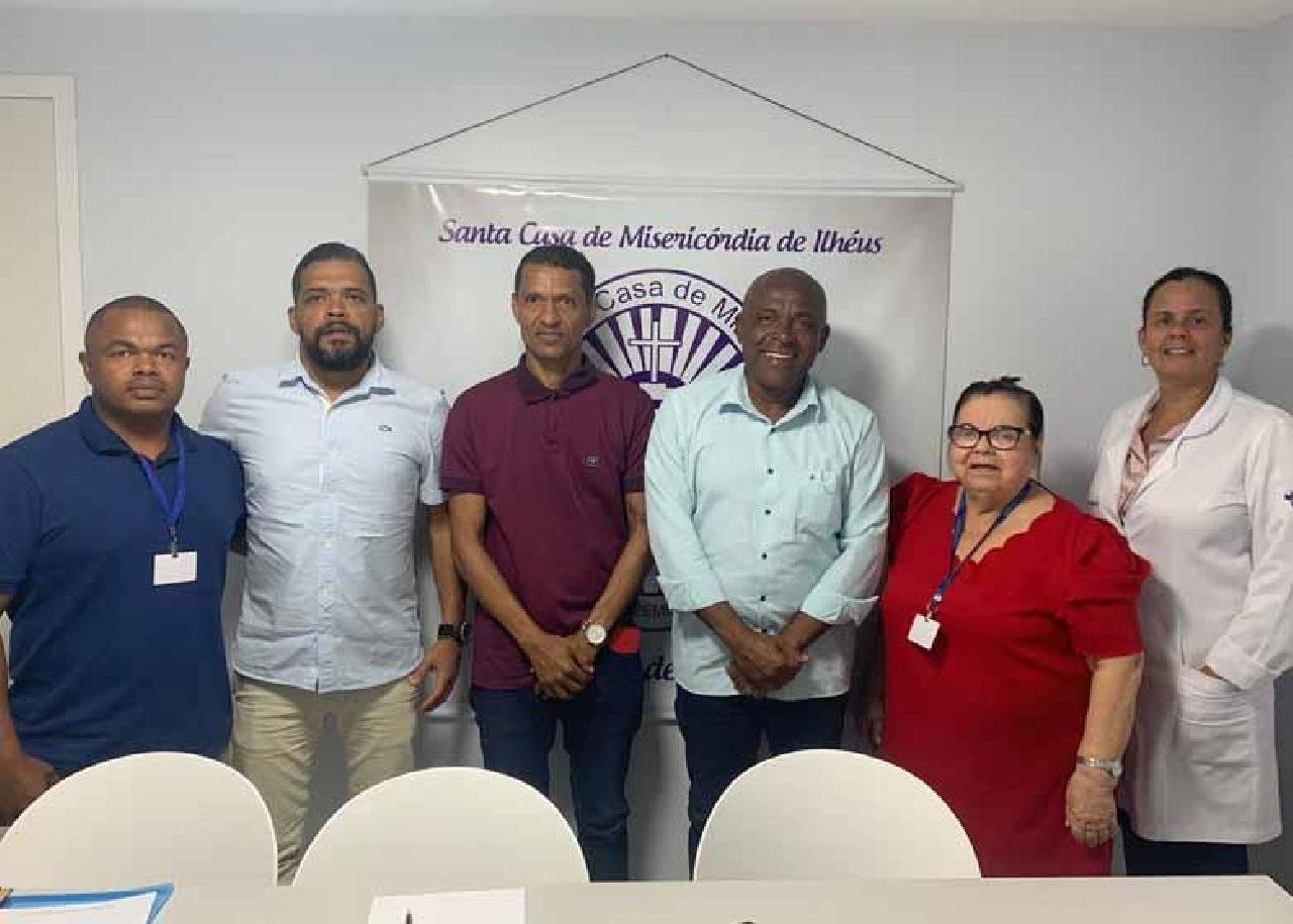 VEREADORES VISITAM HOSPITAL SÃO JOSÉ E PROMETEM BUSCAR SOLUÇÕES PARA IMPASSE COM A SECRETARIA DE SAÚDE DE ILHÉUS VEREADORES VISITAM HOSPITAL SÃO JOSÉ E PROMETEM BUSCAR SOLUÇÕES PARA IMPASSE COM A SECRETARIA DE SAÚDE DE ILHÉUS