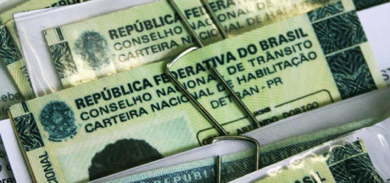 QUASE 40 MIL HABILITAÇÕES AGUARDAM RETIRADA NOS POSTOS SAC DA BAHIA QUASE 40 MIL HABILITAÇÕES AGUARDAM RETIRADA NOS POSTOS SAC DA BAHIA