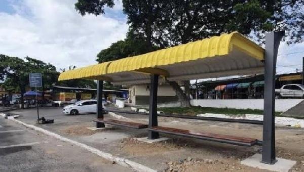 SUTRAM ILHÉUS AFIRMA QUE NOVOS ABRIGOS DE ÔNIBUS SERÃO FEITOS COM AÇO GALVANIZADO 