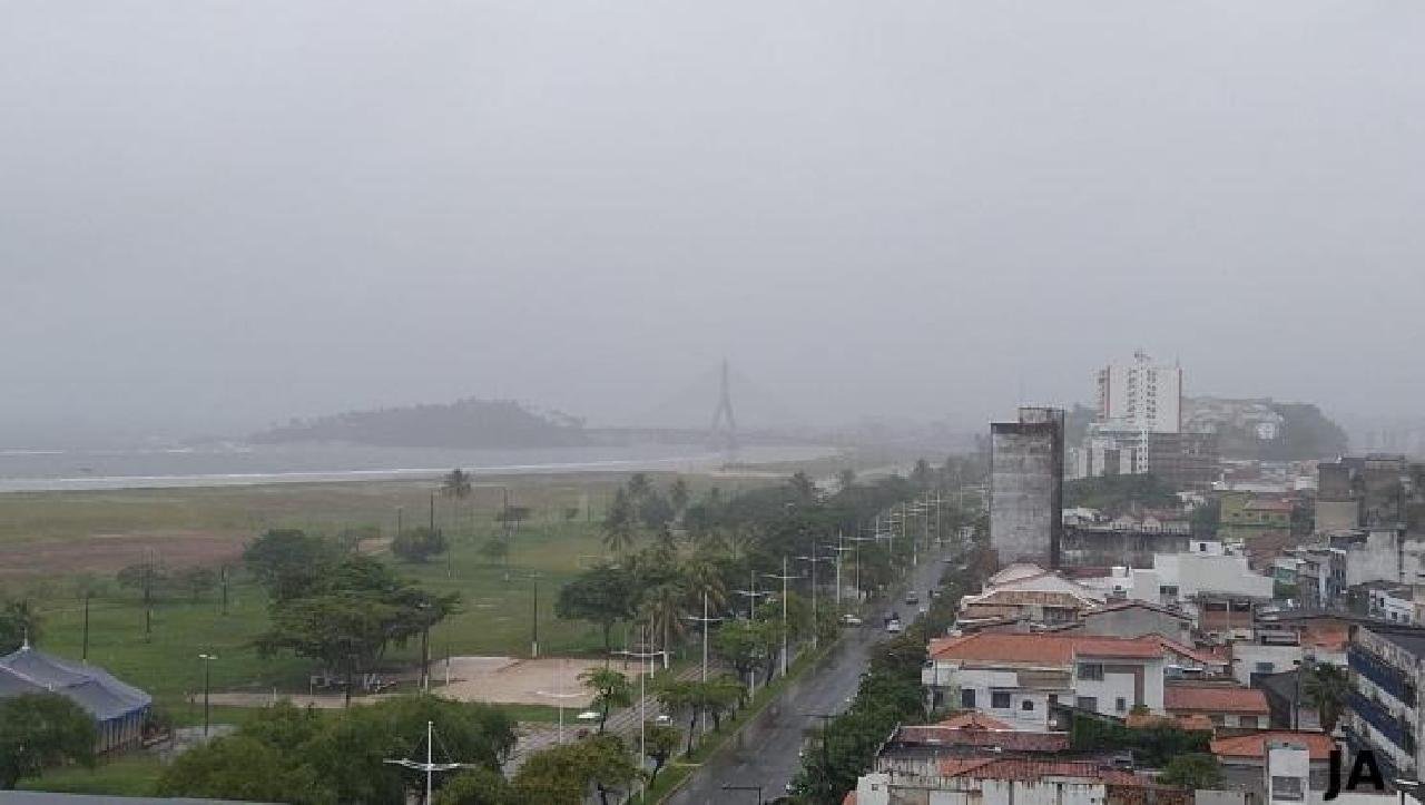 DEFESA CIVIL EMITE ALERTA DE RISCO ALTO DE ENCHENTES NO SUL DA BAHIA