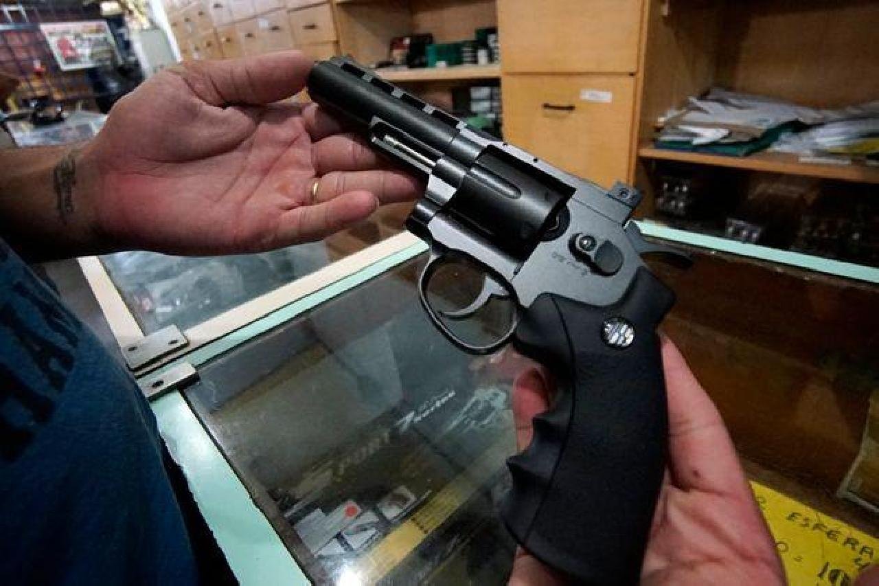 SENADO APROVA REVOGAÇÃO DE DECRETO QUE FLEXIBILIZA ACESSO A ARMAS SENADO APROVA REVOGAÇÃO DE DECRETO QUE FLEXIBILIZA ACESSO A ARMAS