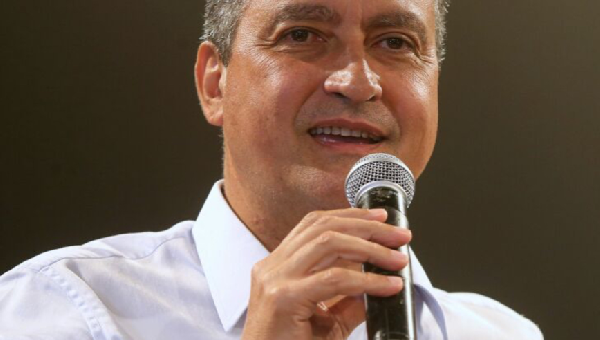GOVERNADOR QUER RICOS PAGUEM MENSALIDADE EM UNIVERSIDADE PÚBLICA