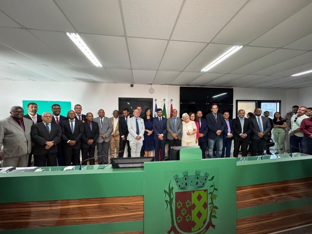 CÂMARA DE ILHÉUS ABRE TRABALHOS LEGISLATIVOS DE 2025 CÂMARA DE ILHÉUS ABRE TRABALHOS LEGISLATIVOS DE 2025