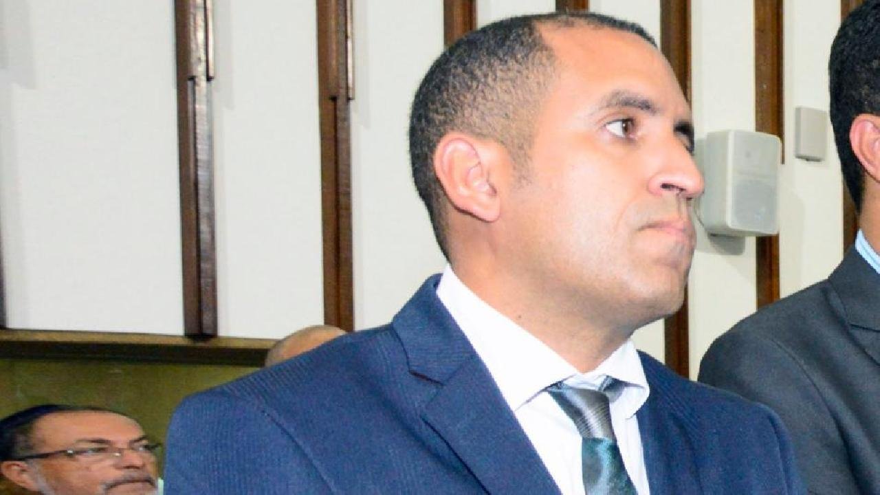 CPI COELBA : " A QUEM INTERESSA ME VER FORA DA RELATORIA ? " , DIZ DEPUTADO TUM CPI COELBA : " A QUEM INTERESSA ME VER FORA DA RELATORIA ? " , DIZ DEPUTADO TUM