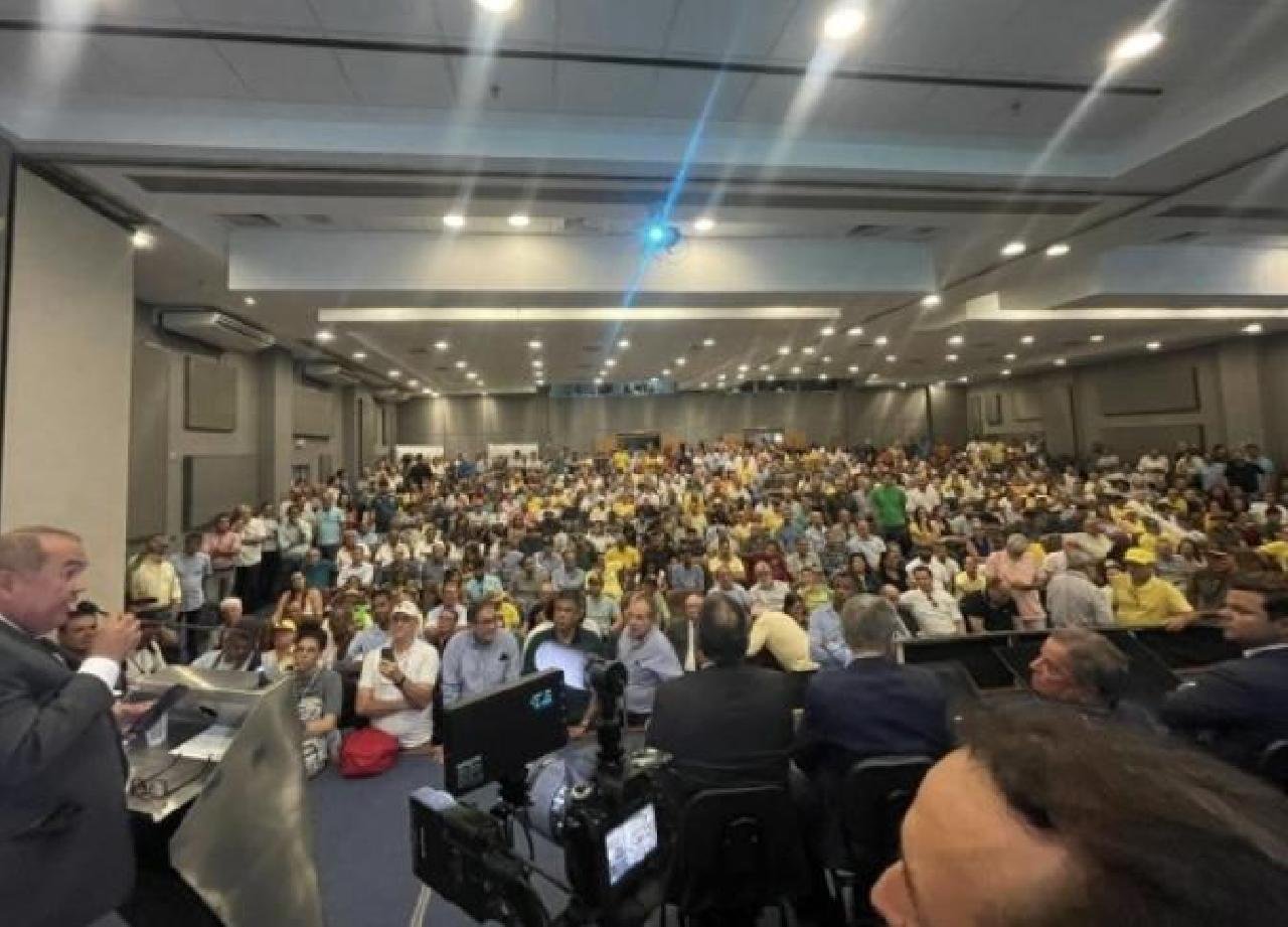 PRODUTORES RURAIS COBRAM AÇÕES DO GOVERNO CONTRA INVASÕES DE TERRA PRODUTORES RURAIS COBRAM AÇÕES DO GOVERNO CONTRA INVASÕES DE TERRA