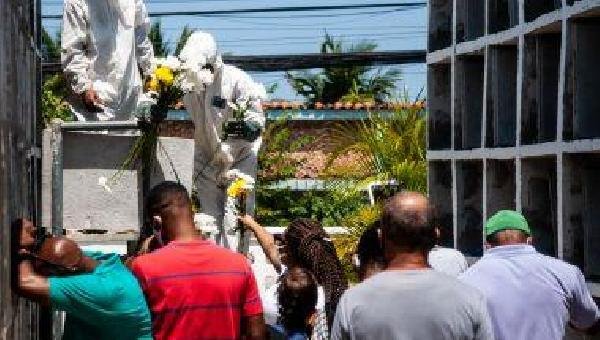 MORTES POR COVID-19 CRESCEM NAS ÚLTIMAS 24 HORAS NA BAHIA