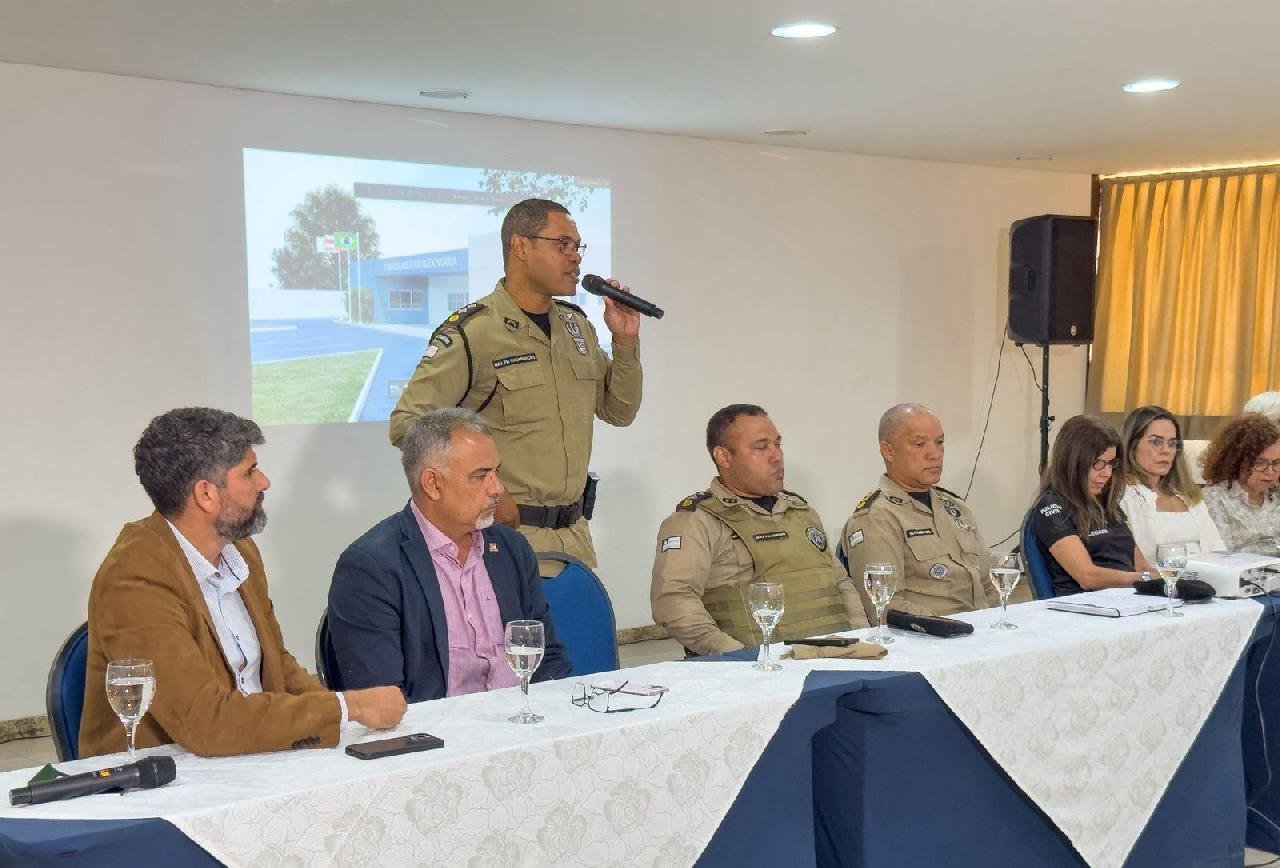 PREFEITURA DE ILHÉUS PARTICIPA DE ENCONTRO PARA DISCUTIR SEGURANÇA PÚBLICA NO MUNICÍPIO PREFEITURA DE ILHÉUS PARTICIPA DE ENCONTRO PARA DISCUTIR SEGURANÇA PÚBLICA NO MUNICÍPIO