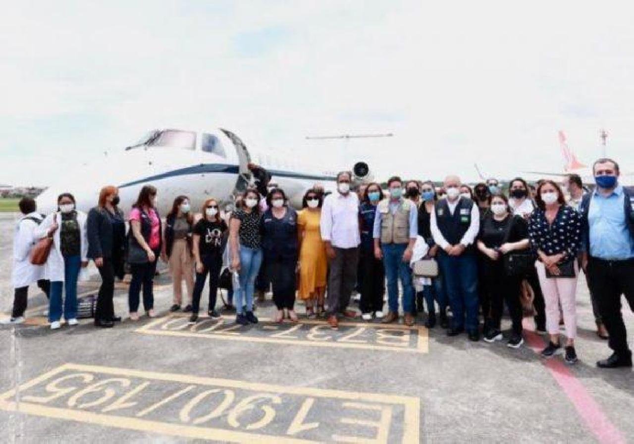 MÉDICOS ENVIADOS PELO GOVERNO FEDERAL CHEGAM A ILHÉUS 