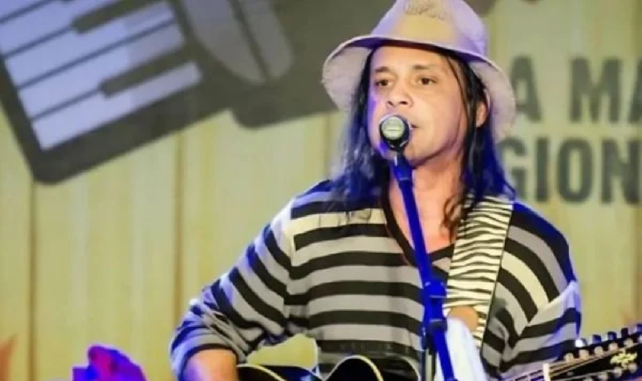 MORRE MÚSICO MISSINHO, PRIMEIRO VOCALISTA DO CHICLETE COM BANANA MORRE MÚSICO MISSINHO, PRIMEIRO VOCALISTA DO CHICLETE COM BANANA