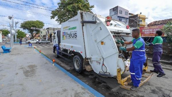 APÓS COBRANÇA DA PREFEITURA, EMPRESA REFORÇA FROTA PARA REGULARIZAR COLETA DE LIXO EM ILHÉUS 