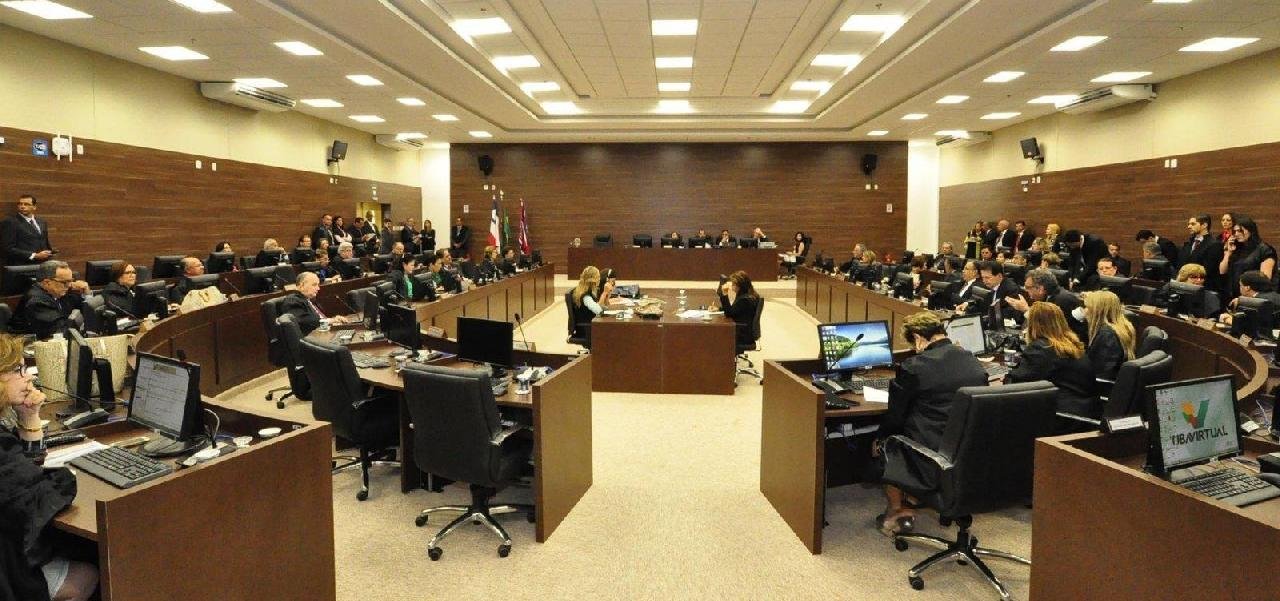 TJ FARÁ AUDIÊNCIAS DE CUSTÓDIA POR VIDEOCONFERÊNCIA E RETOMARÁ SESSÕES NO PLENÁRIO DO JÚRI