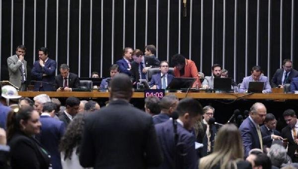 PEC 66: CÂMARA APROVA FLEXIBILIZAÇÃO DE PAGAMENTO DE DÉBITOS DOS MUNICÍPIOS