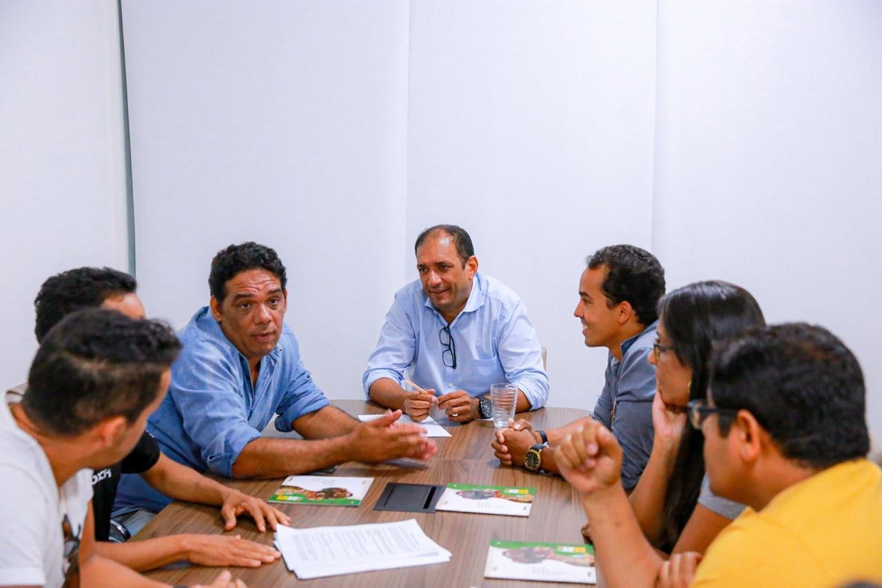 SINDICATO DOS MÚSICOS DE ILHÉUS E GOVERNO MUNICIPAL SE REÚNEM FORTALECENDO CATEGORIA SINDICATO DOS MÚSICOS DE ILHÉUS E GOVERNO MUNICIPAL SE REÚNEM FORTALECENDO CATEGORIA
