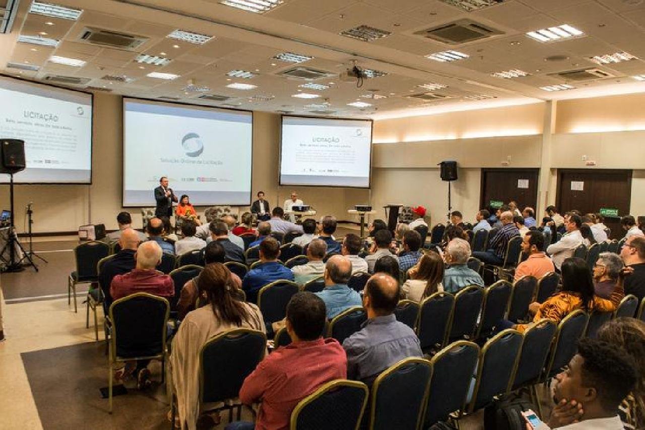 GOVERNO LANÇA 1º APLICATIVO DE LICITAÇÕES DO BRASIL E COLOCA TECNOLOGIA A SERVIÇO DA AGRICULTURA FAMILIAR GOVERNO LANÇA 1º APLICATIVO DE LICITAÇÕES DO BRASIL E COLOCA TECNOLOGIA A SERVIÇO DA AGRICULTURA FAMILIAR