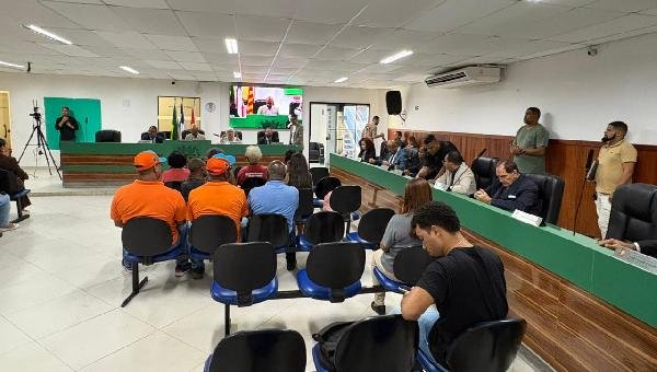 CÂMARA DE ILHÉUS APROVA PROJETO DE LEI QUE GARANTE REAJUSTE AOS SERVIDORES PÚBLICOS MUNICIPAIS