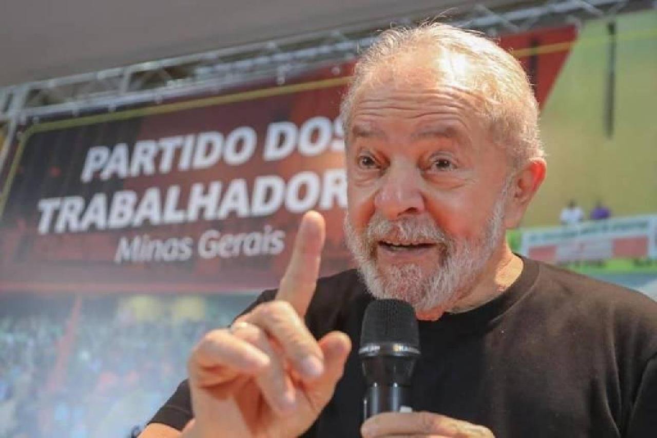 COM BENS BLOQUEADOS LULA PASSARÁ A RECEBER SALÁRIO DO PT COM BENS BLOQUEADOS LULA PASSARÁ A RECEBER SALÁRIO DO PT