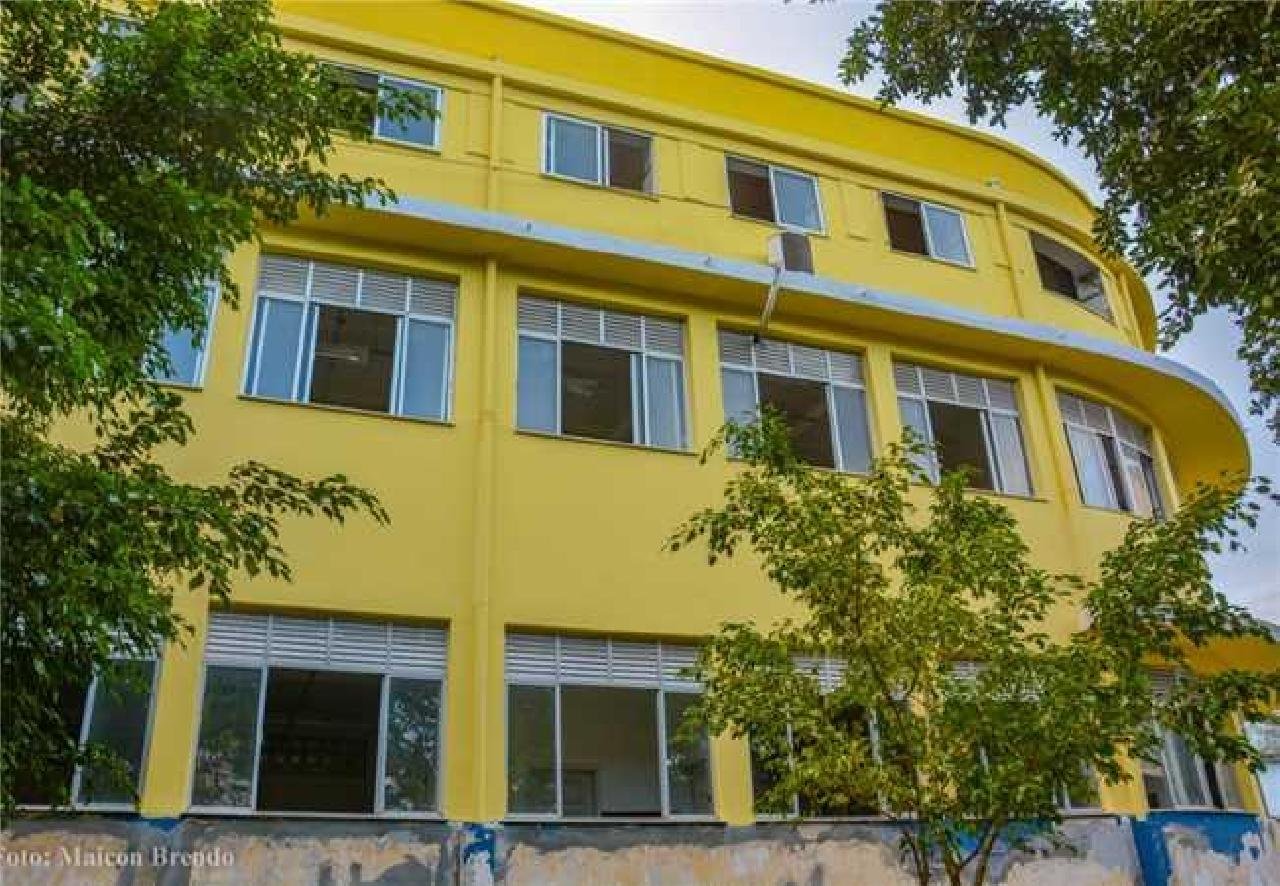 PREFEITO DE ILHÉUS VISTORIA REFORMA DO IME E DA ESCOLA HEITOR DIAS PREFEITO DE ILHÉUS VISTORIA REFORMA DO IME E DA ESCOLA HEITOR DIAS